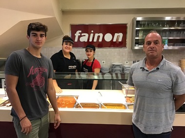 NOΠ: Διοίκηση Το εστιατόριο FAINON (Φαϊνόν) είναι ένας από τους σημαντικούς χορηγούς της ομάδας υδατοσφαίρισης του ΝΟΠ