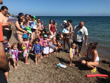 Το Baby-Swimming  στο Tree-Bar στον Αλισσό. Μεγάλη συμμετοχή και χαρά
