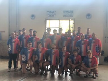 NOΠ: Υδατοσφαίριση NOΠ – ΕΝΚΑ Sports Club: Εντυπωσιακός και ενθαρρυντικός ο απόηχος της επίσκεψης της τουρκικής ομάδας στον ΝΟΠ. Η αναμνηστική μπλούζα για την κοινή προπονητική συνάντηση. Ο αθλητισμός που ενώνει  και συμβάλει στην κατανόηση και φιλία μεταξύ των λαών.