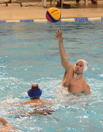 NOΠ: Οικογένεια. Χρόνια Πολλά στο διαχρονικό αρχηγό του ΝΟΠ. Χαρούμενος και δυνατός Βασίλη.