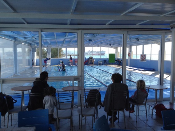 Ακαδημίες εκμάθησης Κολύμβησης. Κολυμβητήριο ΝΟΠ, κλειστή θερμαινόμενη πισίνα
